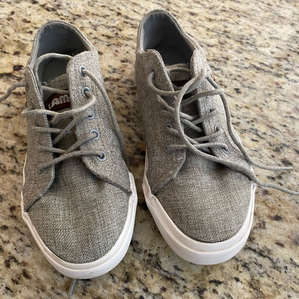 Size 2 Lam shoes gently used.